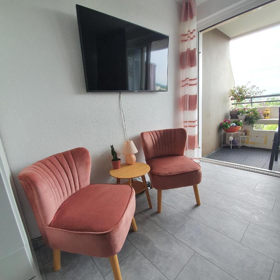 Apartment คอร์นเวสท์ไฮม์ ภายนอก รูปภาพ